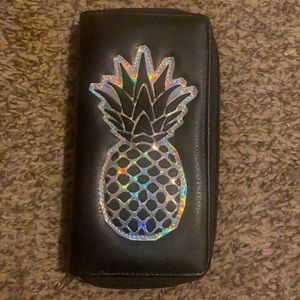 Pineapple Wallet